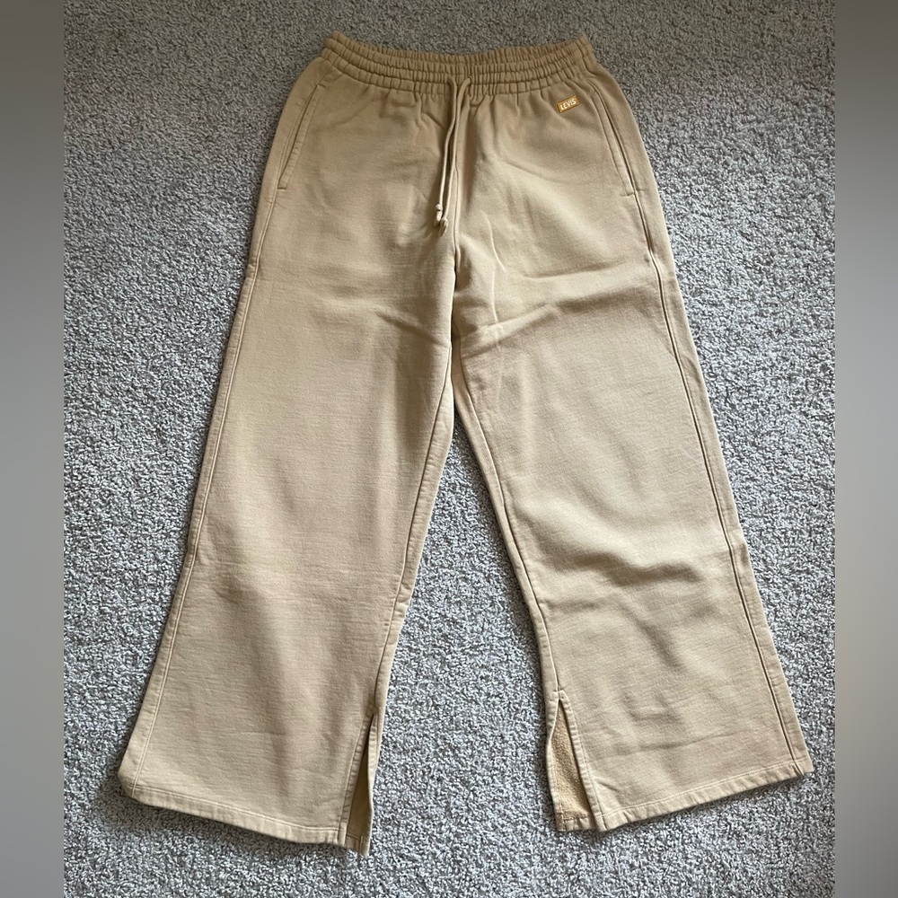 Levi Sweatpants